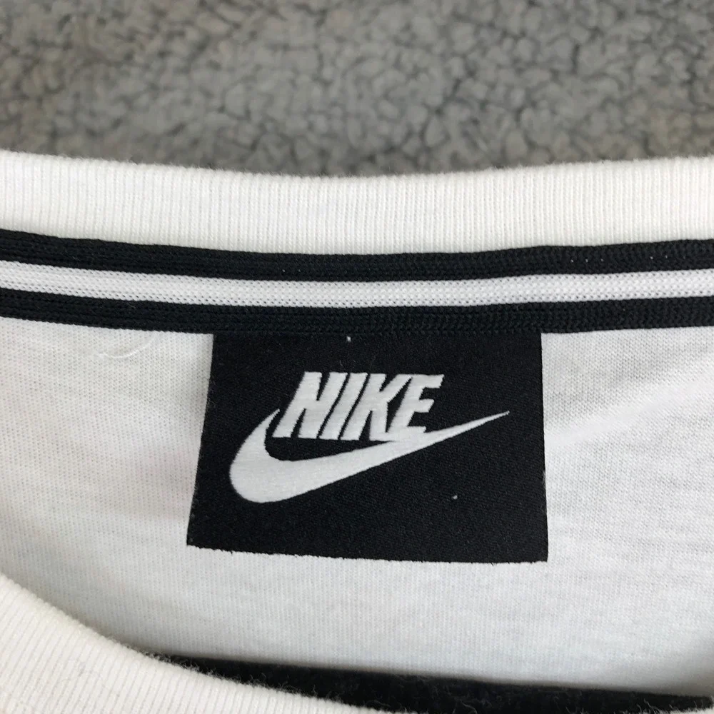 Nike Activewear Lot Womens S PL White Black Oatmeal Hoodie Tank Shirt 3 Piece